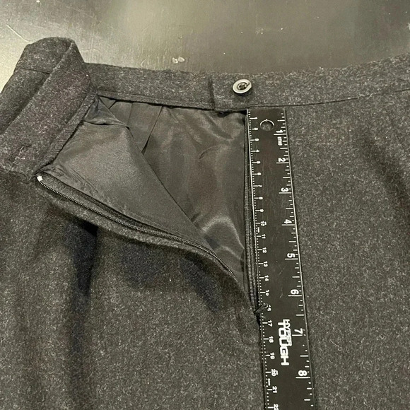 🍀2/$22 Vintage Wool Charcoal Gray Pencil Mini Career Skirt Womens size 6 - Picture 11 of 11